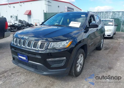 2018 Jeep Compass Sport из США, поврежденный, VIN 3C4NJCAB9JT265637